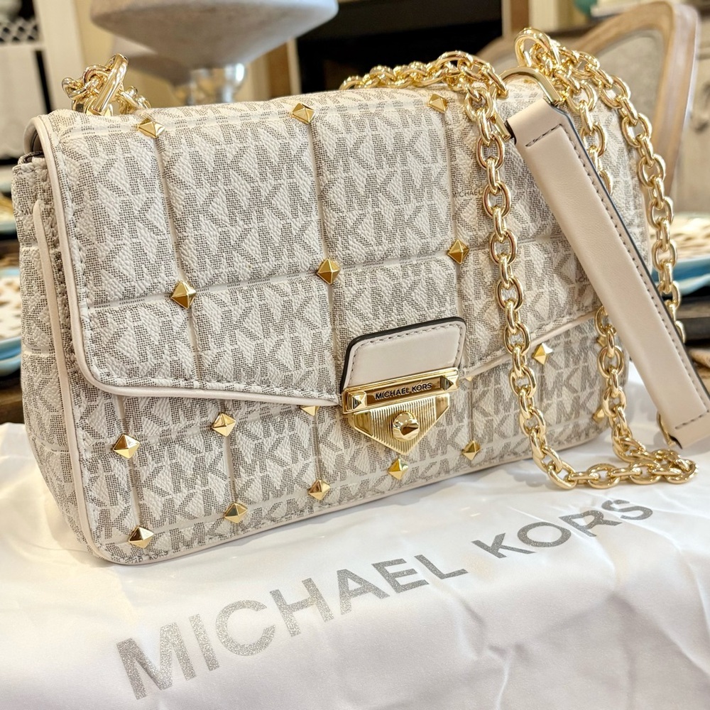 Michael Kors Cream and Gold Shoulder Bag - Picture 2 of 3